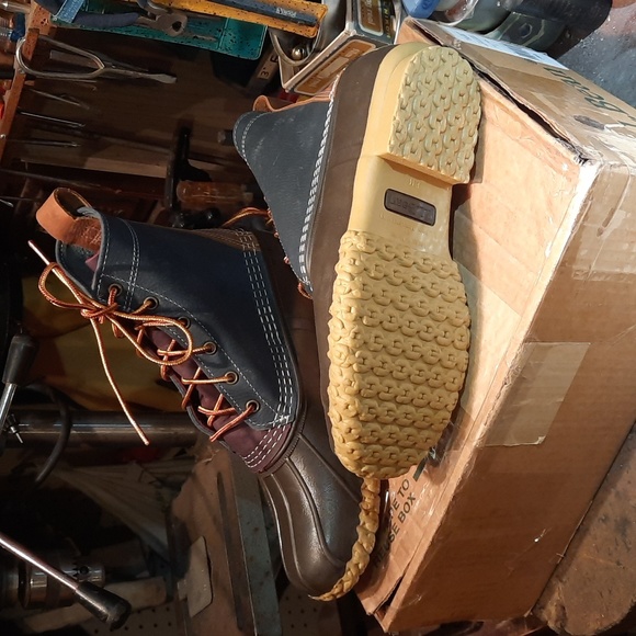 LL BEAN 8" women size 11 special edition color block boots leather & rubber - Picture 2 of 3